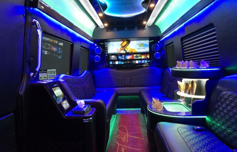 Argo Limo provides luxury limo service