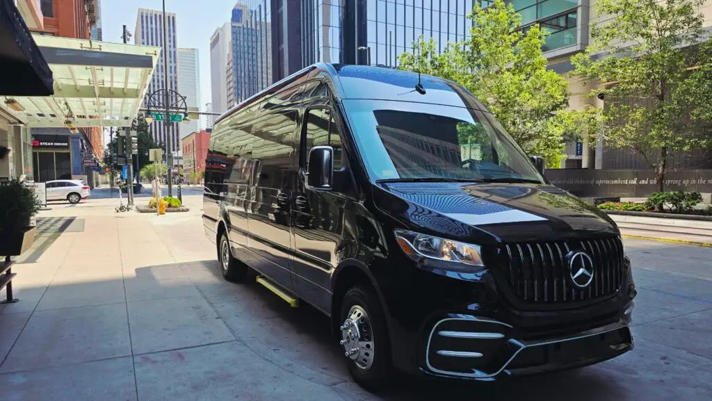 Mercedes Sprinter Limo